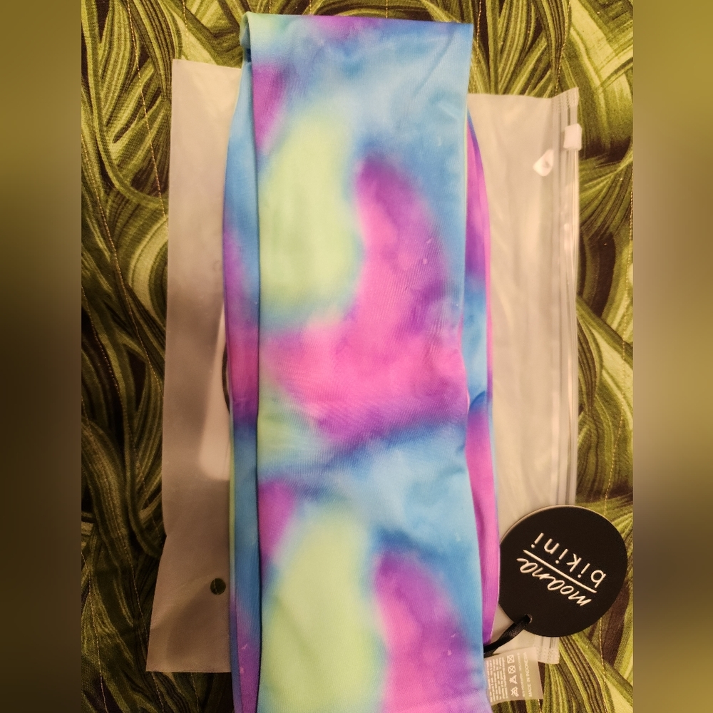 Moana Bikini Glowing Tube Top - Picture 4 of 4
